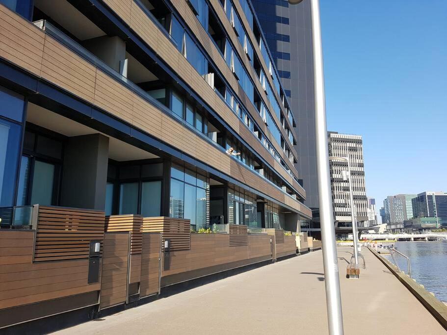 Melbourne Docklands Riverside Views Eksteriør billede